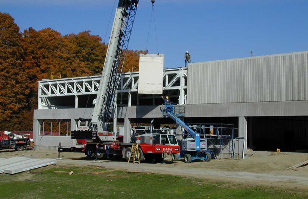 HuskyInjectionMoldingManufacturingCampus3 DuBois & King, Inc.
