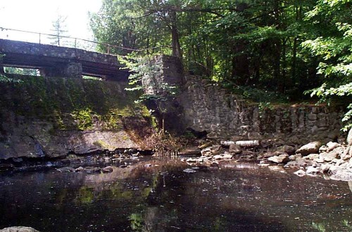Lefferts Pond Dam