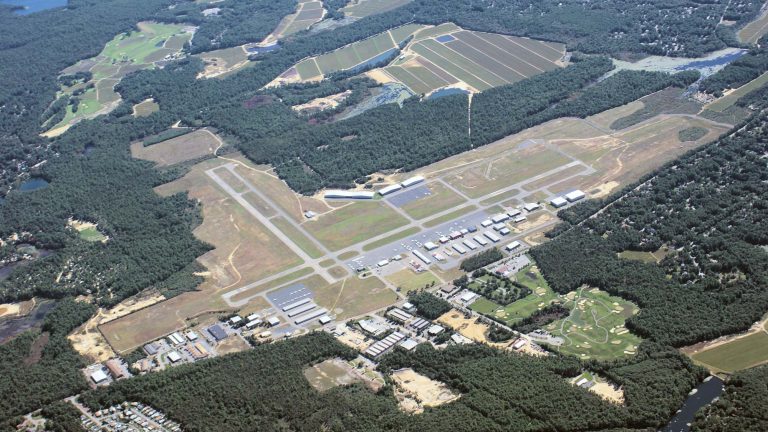Plymouth Municipal Airport